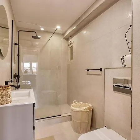 Appartement Stylish Stay, Close To The